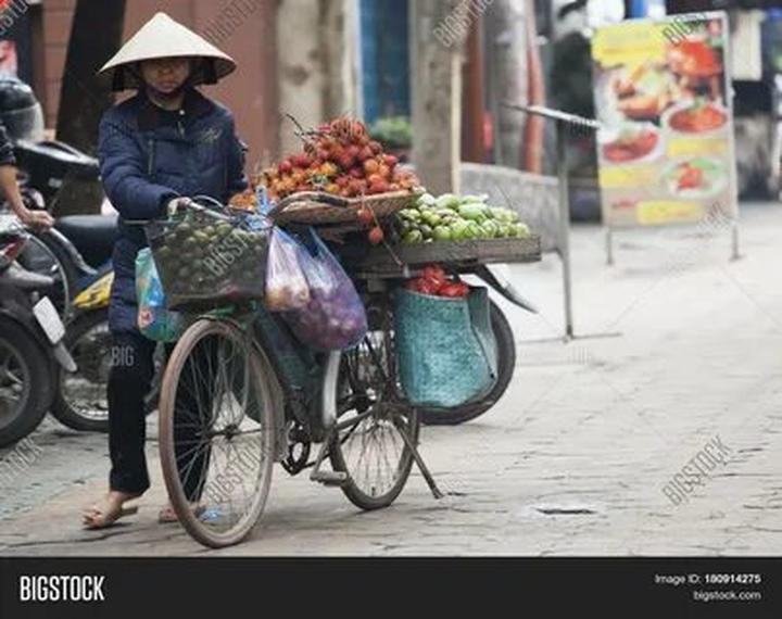 Hotspot Matrix: Biến Mẹ Cua Cốm khen vải trứng Phù thành cơ hội marketing đột phá